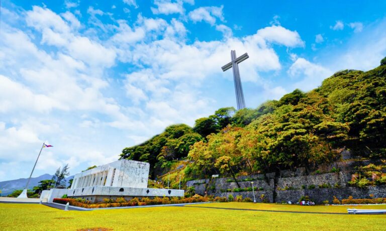 Plan Ahead: Holy Week & Day of Valor Advisory