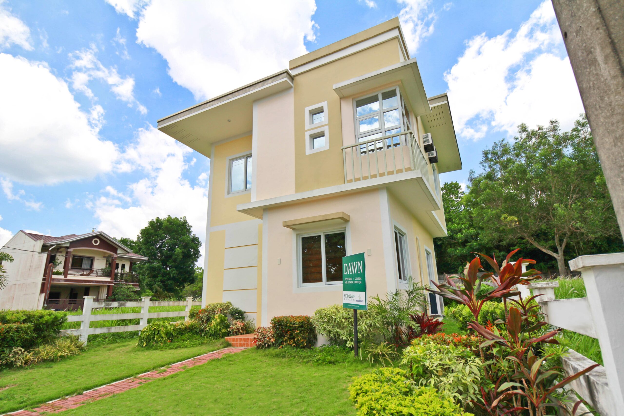MetroGate Indang Entrance Gate